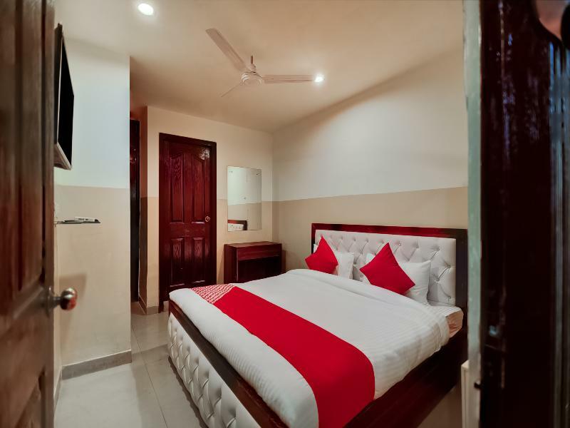 Oyo 28461 Royal Stay Inn Delhi  Eksteriør billede
