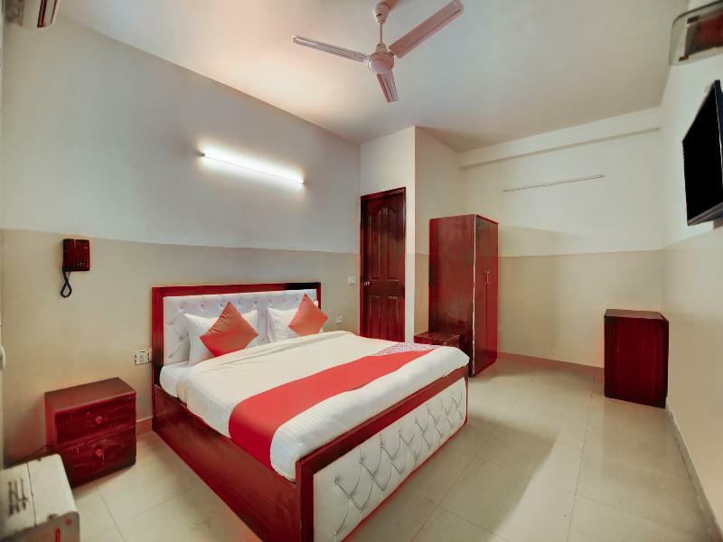 Oyo 28461 Royal Stay Inn Delhi  Eksteriør billede